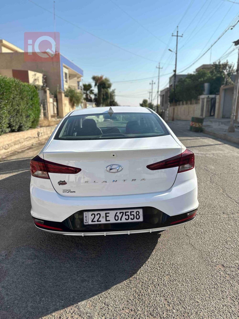 هیوندای ئەلەنترا